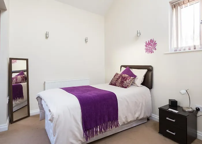 - The Light Well 요크